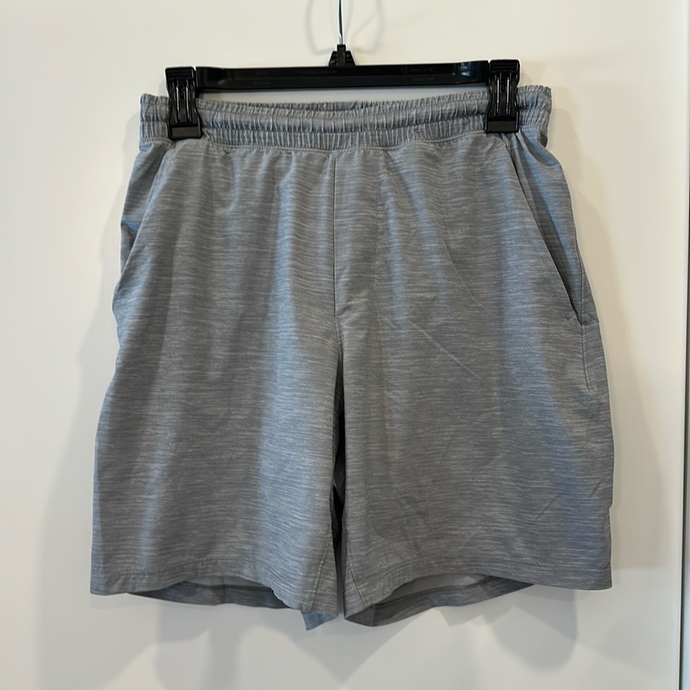 Lululemon- Pace Breaker Shorts 5” *lined